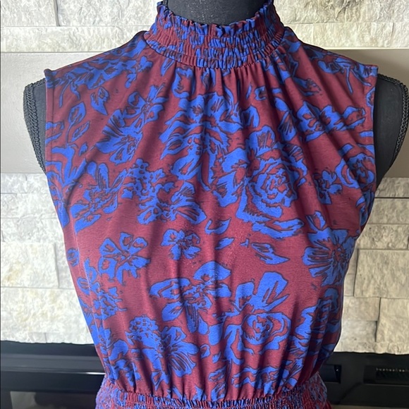 Modcloth Mock Neck Sleeveless Blue and Red  Dress size Medium - Picture 3 of 12